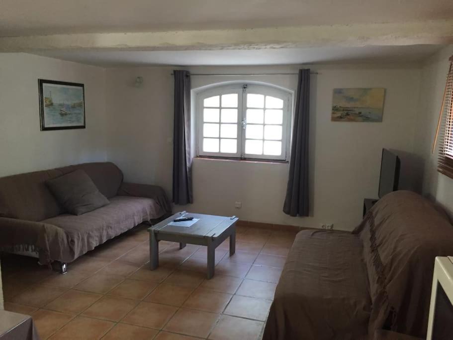 Appartement T3 Rdj 5 Mn A Pied-port 10 Mn-parking *