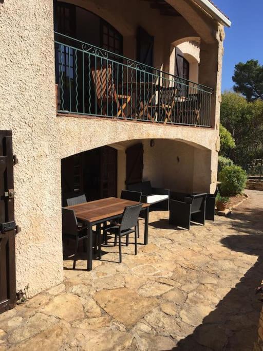 T3 Rdj 5 Mn A Pied-port 10 Mn-parking Appartement Bandol