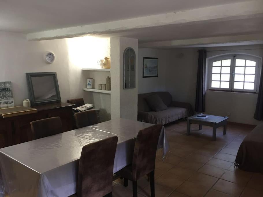 T3 Rdj 5 Mn A Pied-port 10 Mn-parking * Bandol